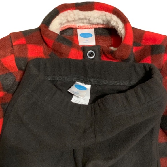 NWT 2 Piece Buffalo Check Set 2T Red & Black Top & Black Pants - Picture 2 of 4